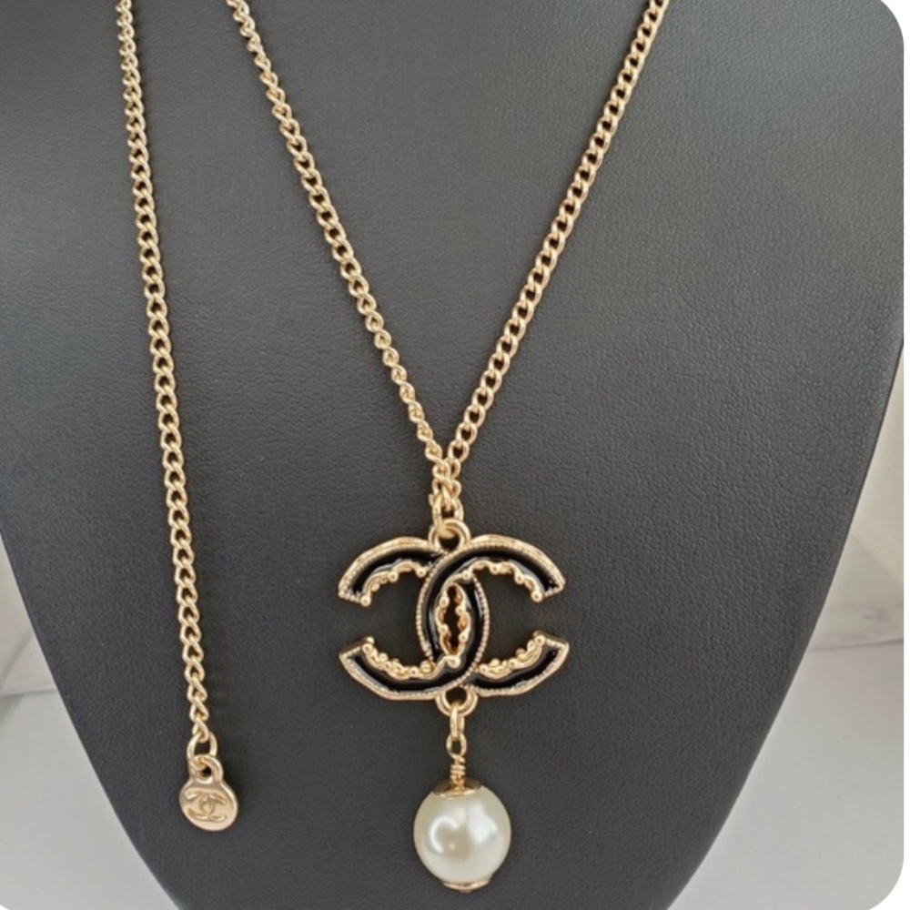 Chanel Enamel Necklace with Pearl